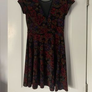 Skater dress. Size M. Mesh v neck. Good condition.